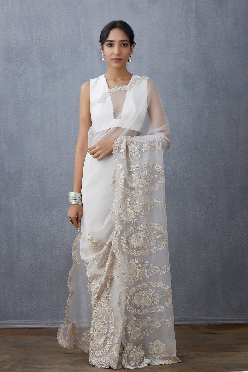 Cl 08 Bollywood Fancy Designer Wholesale Party Wear Sarees
